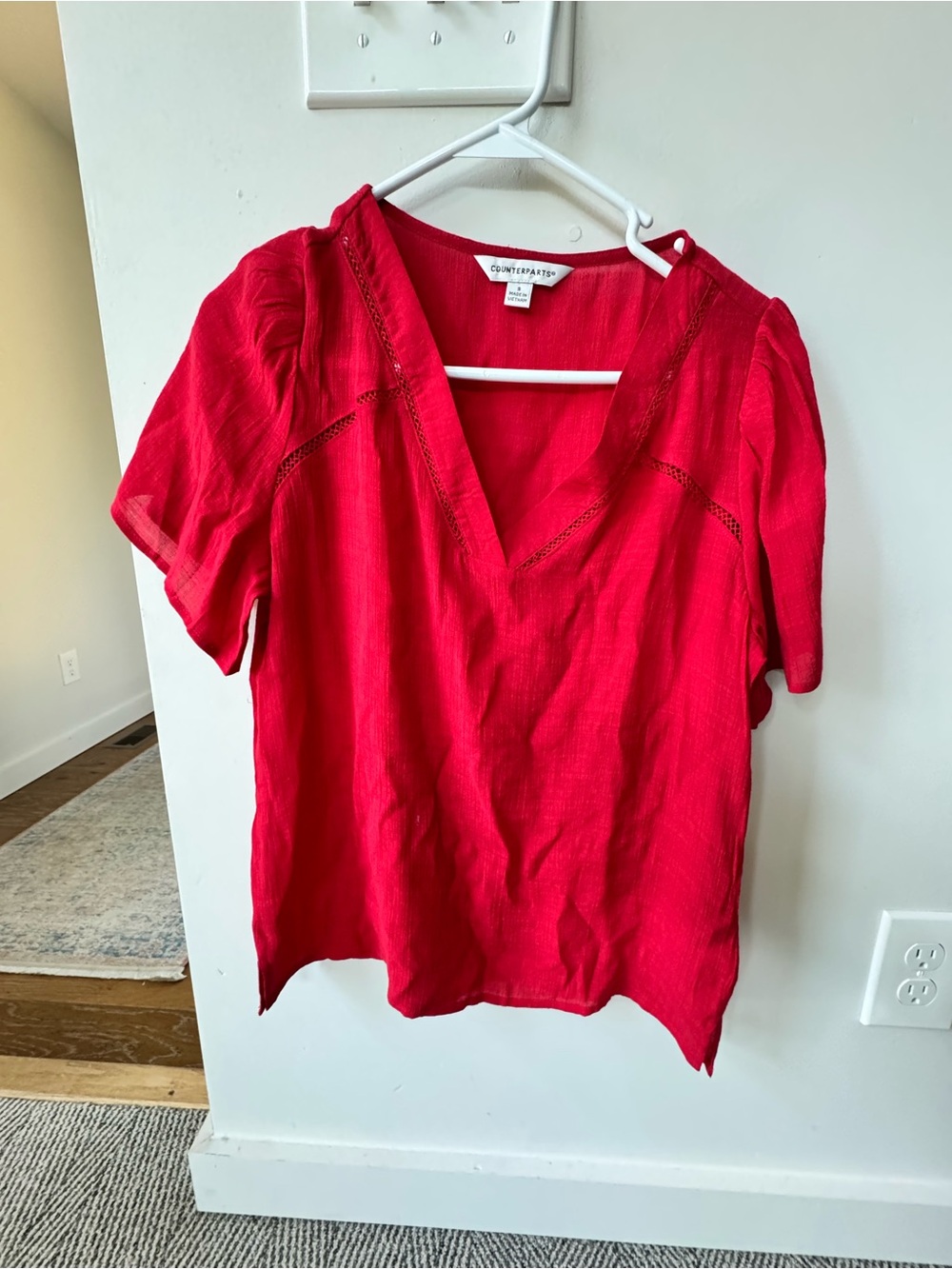 COUNTERPARTS Vibrant Red V-Neck Short Sleeve Blouse